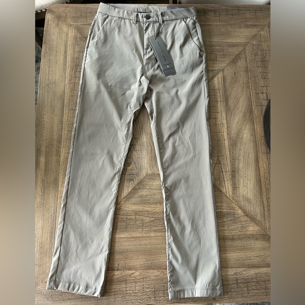 Kenneth Cole Active Tech Pant Mens 30 x 30 Rover Gray Stretch Tapered Fit NWT